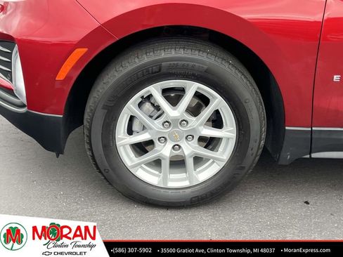 Used 2024 Chevrolet Equinox LT image 9