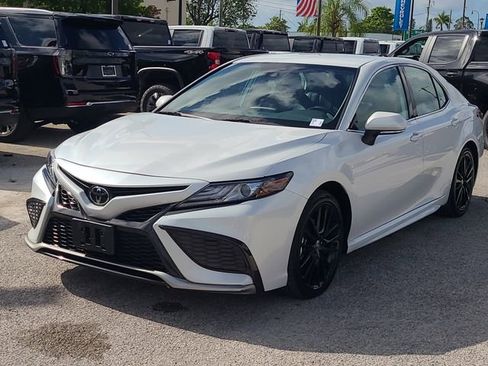 Used 2024 Toyota Camry XSE FWD image 1