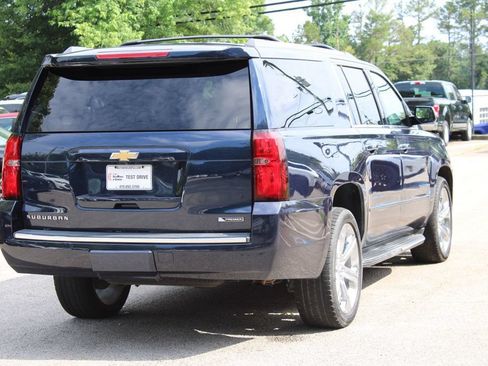 Used 2017 Chevrolet Suburban Premier AWD/4WD image 8