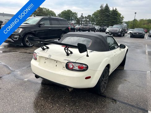 Used 2008 MAZDA MX-5 Miata Touring RWD image 3