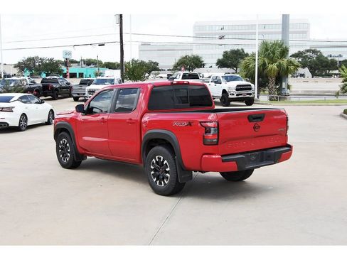 Used 2022 Nissan Frontier Pro-X RWD image 4