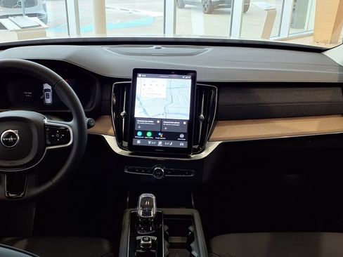 New 2026 Volvo XC90 B6 Plus w/ Protection Package AWD/4WD image 19
