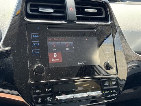 Used 2016 Toyota Prius Two FWD image 23