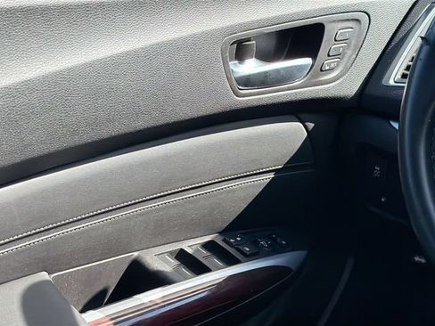 Used 2016 Acura TLX V6 FWD image 17
