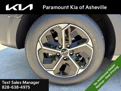 New 2026 Kia Niro LX FWD image 30