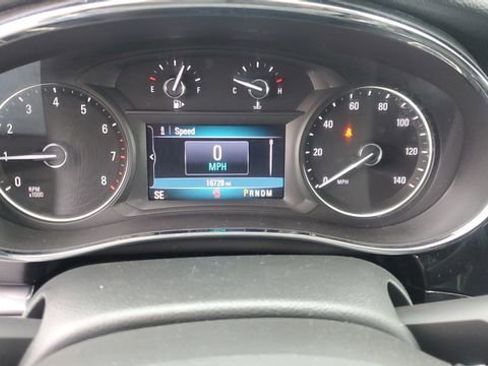 Used 2019 Buick Encore Preferred image 10