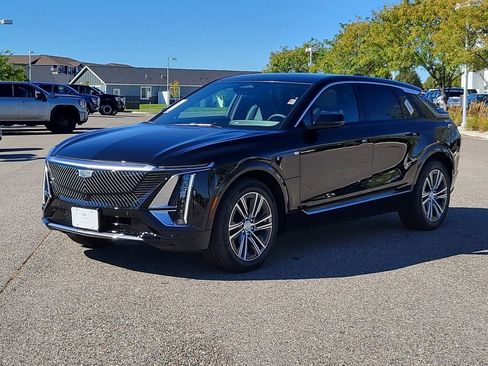 New 2026 Cadillac Lyriq Luxury image 38