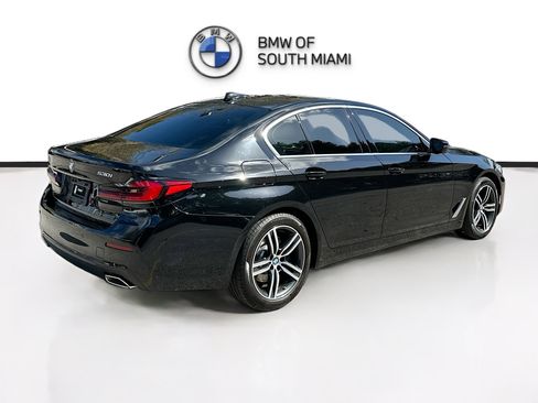 Used 2023 BMW 530i w/ Executive Package image 7
