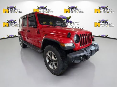 Used 2021 Jeep Wrangler Unlimited Sahara image 3