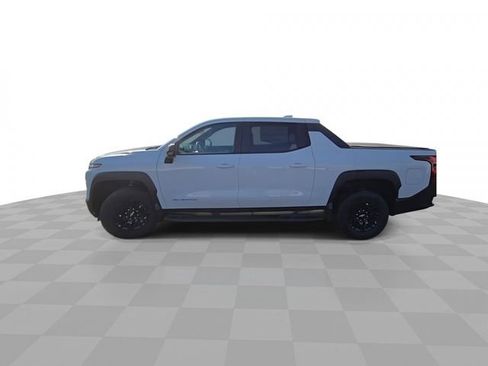 Used 2024 Chevrolet Silverado EV W/T image 5