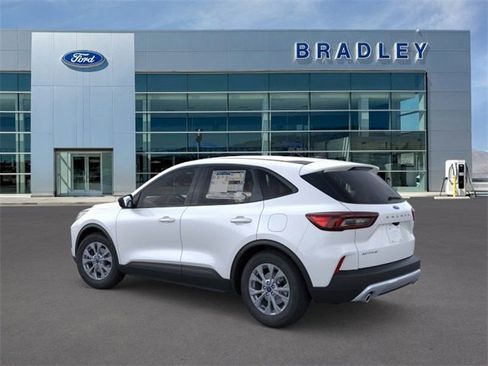New 2025 Ford Escape Active image 4