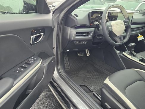 New 2025 Kia K4 GT-Line Turbo image 9