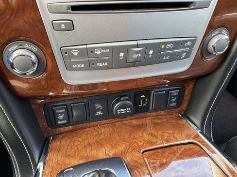 Used 2019 INFINITI QX80 Luxe image 12