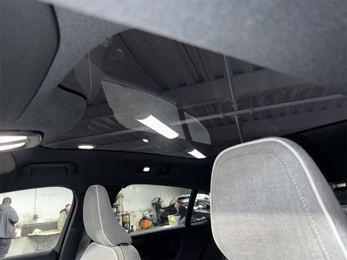 Used 2024 Volvo C40 P8 Recharge Ultimate image 22