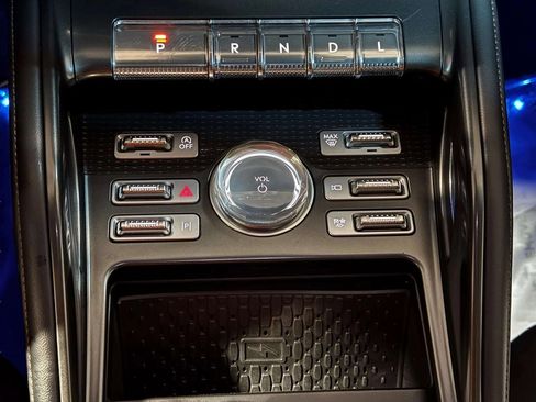 Certified 2024 Lincoln Nautilus Reserve w/ Jet Appearance Package (87T) image 7