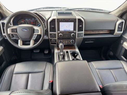 Used 2020 Ford F150 Lariat w/ Equipment Group 502A Luxury AWD/4WD image 17
