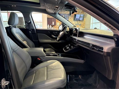 Used 2022 Lincoln Corsair Reserve w/ Equipment Group 201A image 28