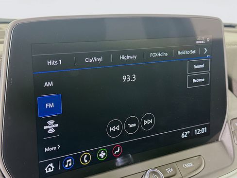 Used 2025 Chevrolet Blazer LT image 19