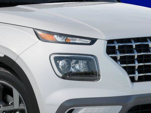 New 2026 Hyundai Venue SEL FWD image 9