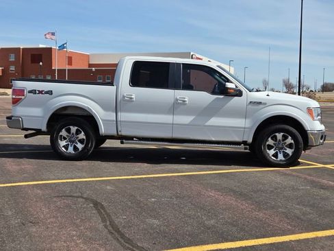 Used 2013 Ford F150 Lariat image 2