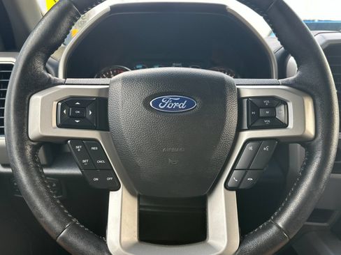 Used 2019 Ford F150 Lariat RWD image 23