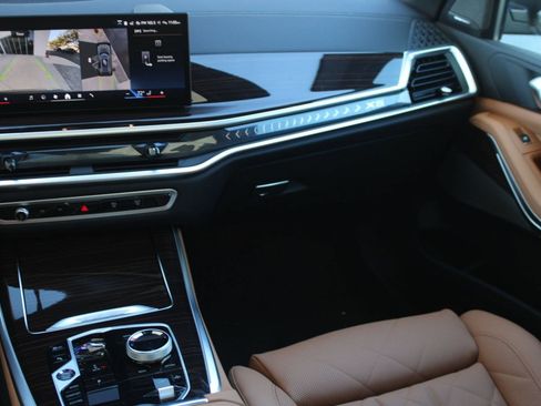 Used 2026 BMW X5 sDrive40i RWD image 33