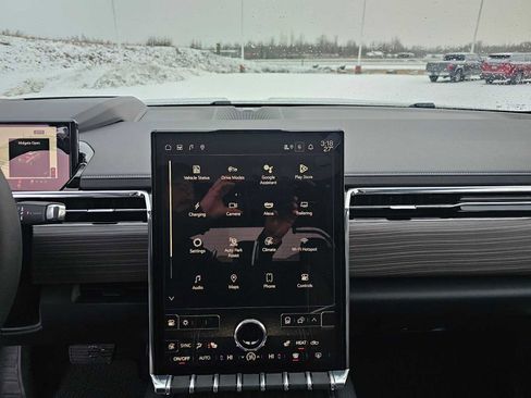 New 2024 GMC Sierra EV Denali image 29