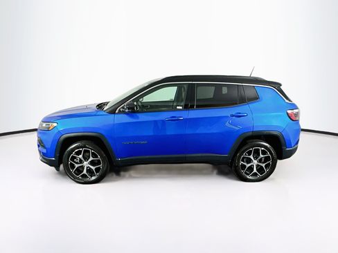 Used 2024 Jeep Compass Limited AWD/4WD image 4