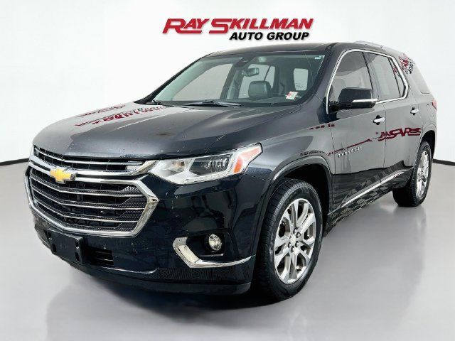 Used 2018 Chevrolet Traverse Premier w/ Driver Confidence II Package FWD image 3