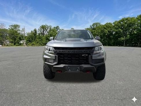 Used 2022 Chevrolet Colorado ZR2 w/ ZR2 Dusk Special Edition AWD/4WD image 3