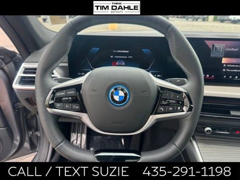 Used 2025 BMW i4 xDrive40i AWD/4WD image 2