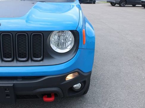 Used 2015 Jeep Renegade Trailhawk w/ Premium Leather Group AWD/4WD image 39