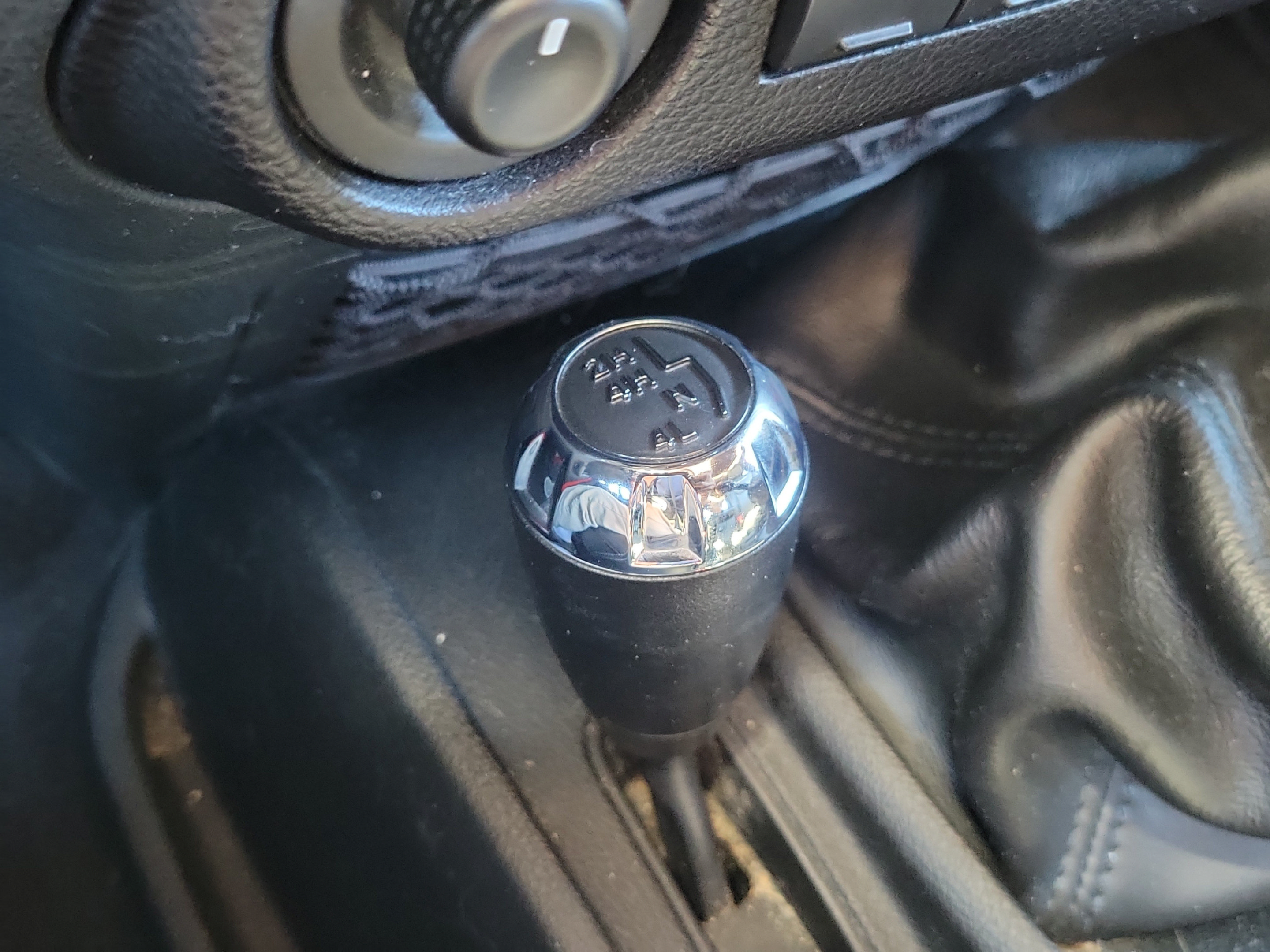 Used 2017 Jeep Wrangler Rubicon AWD/4WD image 29