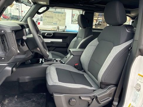 New 2026 Ford Bronco 2-Door AWD/4WD image 14