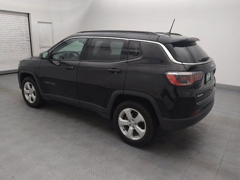 Used 2019 Jeep Compass Latitude w/ Popular Equipment Group AWD/4WD image 3