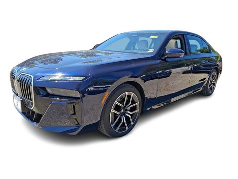 Used 2024 BMW 740i xDrive w/ Executive Package AWD/4WD image 3
