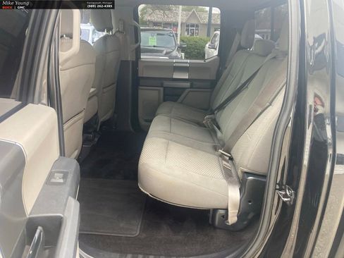 Used 2018 Ford F150 XLT w/ Equipment Group 302A Luxury AWD/4WD image 12