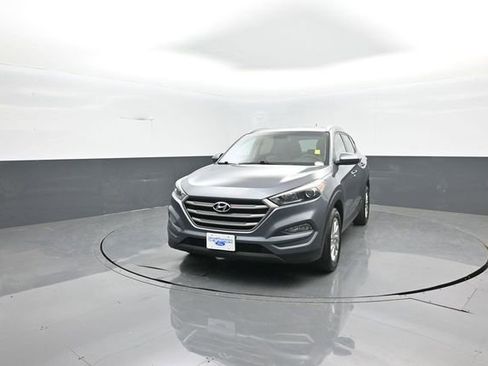 Used 2016 Hyundai Tucson SE w/ Option Group 02 image 3
