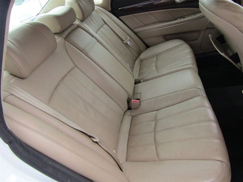 Used 2011 Hyundai Equus Signature image 7