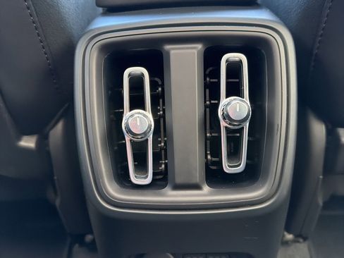 Used 2023 Volvo C40 P8 Recharge Plus w/ Climate Package image 42