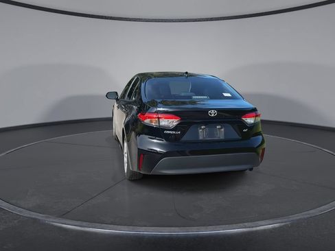 Used 2024 Toyota Corolla LE FWD image 7