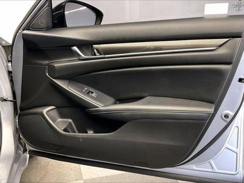 Used 2022 Honda Accord Sport image 27