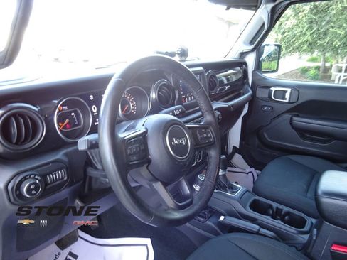 Used 2022 Jeep Gladiator Sport AWD/4WD image 44