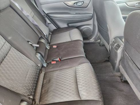 Used 2019 Nissan Rogue SV FWD image 31