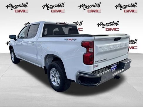 Used 2022 Chevrolet Silverado 1500 LT AWD/4WD image 5