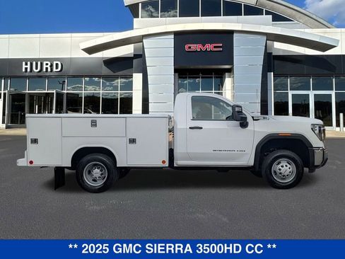 New 2025 GMC Sierra 3500 Pro w/ Convenience Package image 3