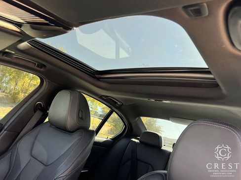 Used 2024 BMW 330i image 21