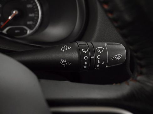 Certified 2023 Jeep Renegade Trailhawk w/ Trailhawk Elite Group image 26