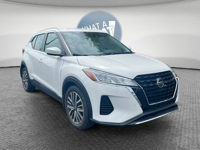 Used 2021 Nissan Kicks SV