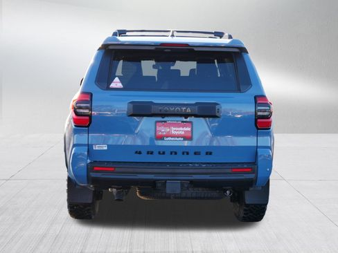 Certified 2025 Toyota 4Runner TRD Off-Road Premium image 6